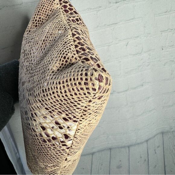TMRW Studio taupe snakeskin embossed leather square handle tote bag like new - Picture 9 of 13